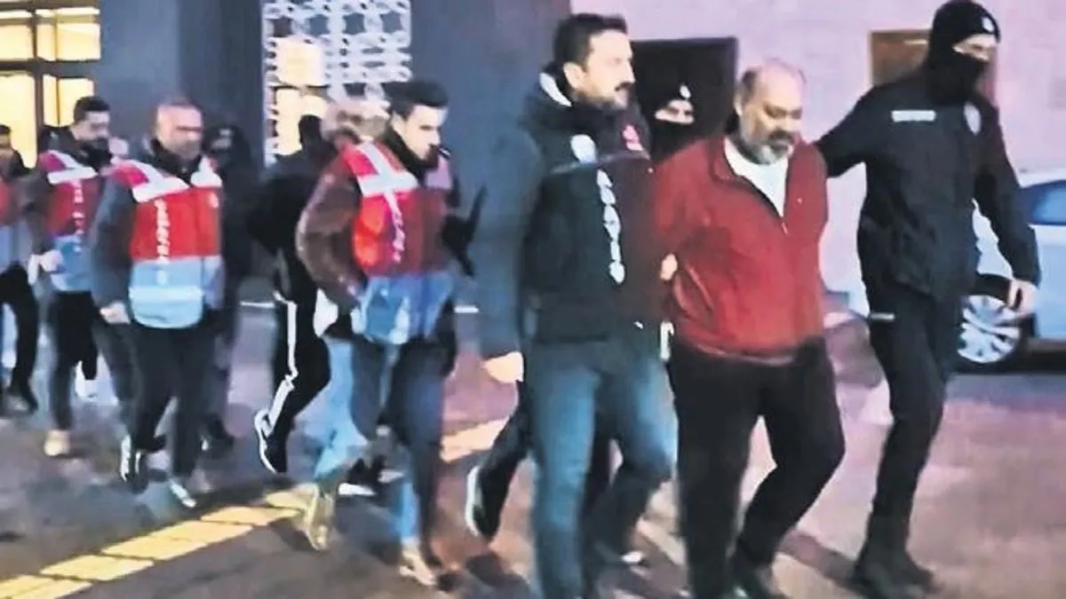 Çanakkale’de kadın esnaflara şok şantaj! Sahte videolar üretti ‘çıplak’ görüntülerle tehdit etti