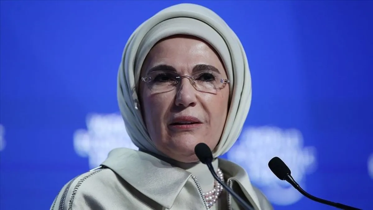 Emine Erdoğan: Görme engelli kardeşlerimizin karşılarına çıkan engelleri dayanışmayla aşalım