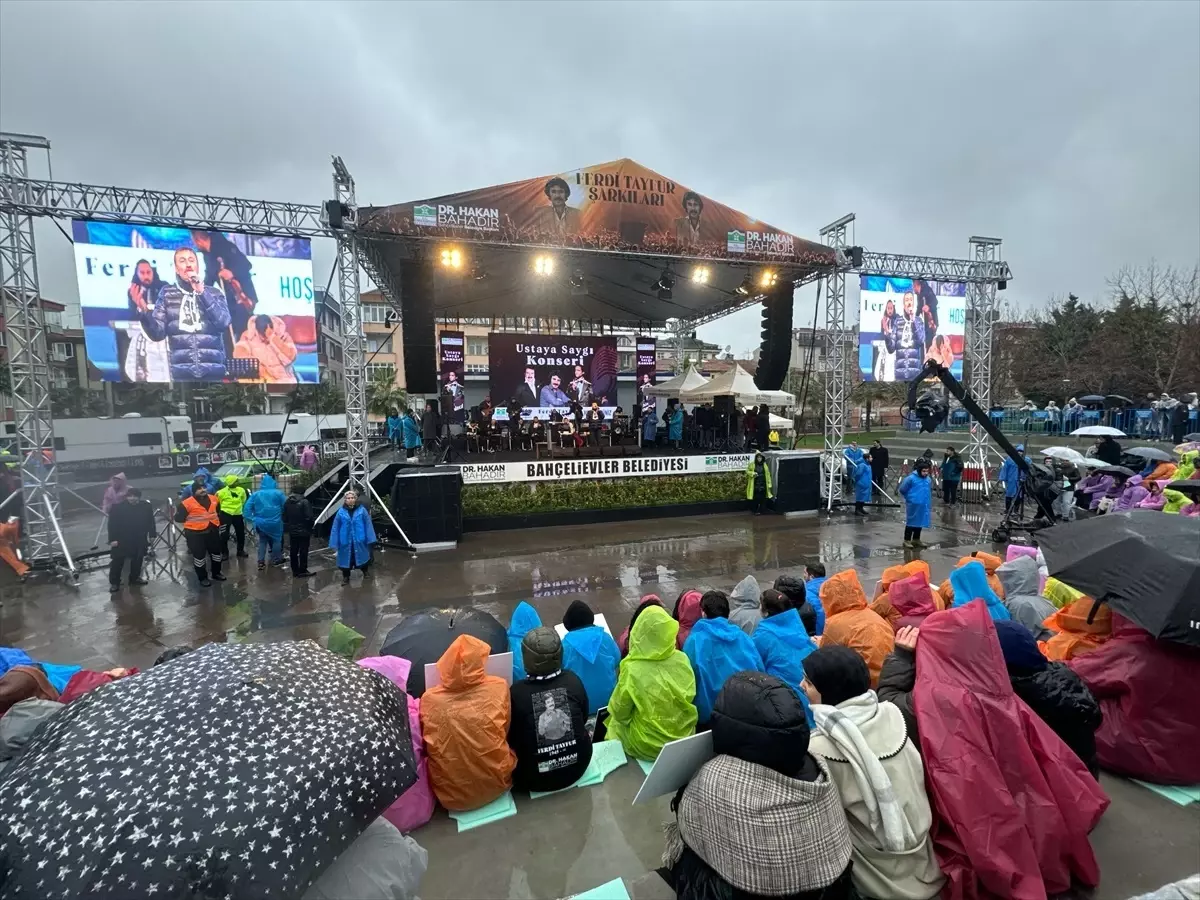 Ferdi Tayfur Anısına Konser